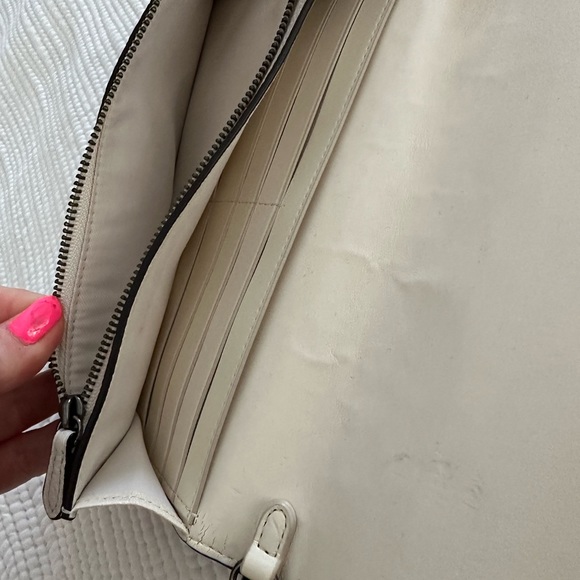 New Coach Ivory Studded Wallet on a Chain - Picture 10 of 11